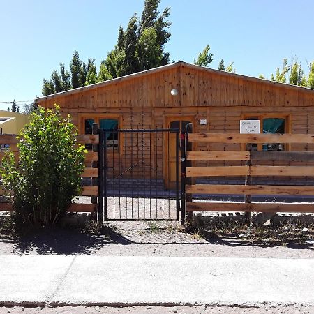Cabanas Casa De Piedra Hotel Перито Морено Екстериор снимка