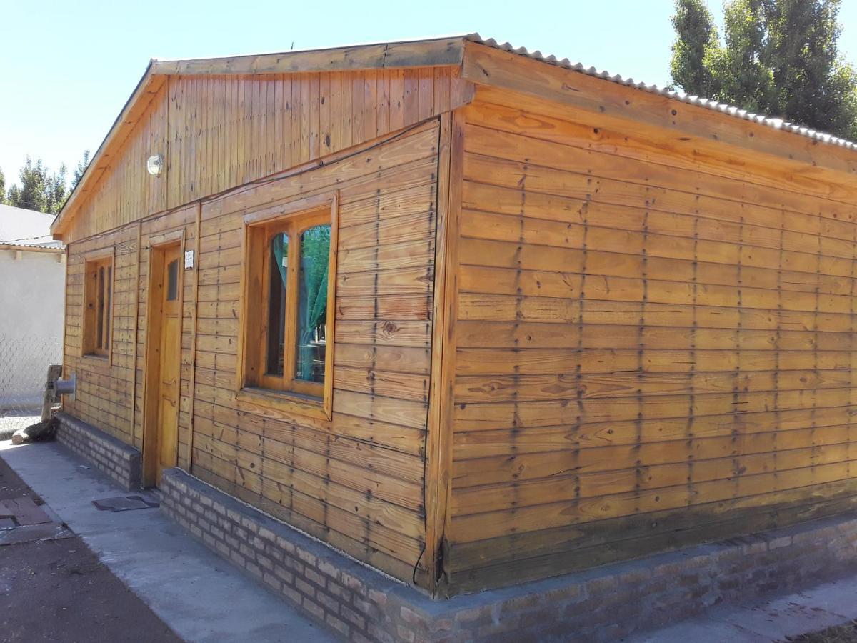 Cabanas Casa De Piedra Hotel Перито Морено Екстериор снимка
